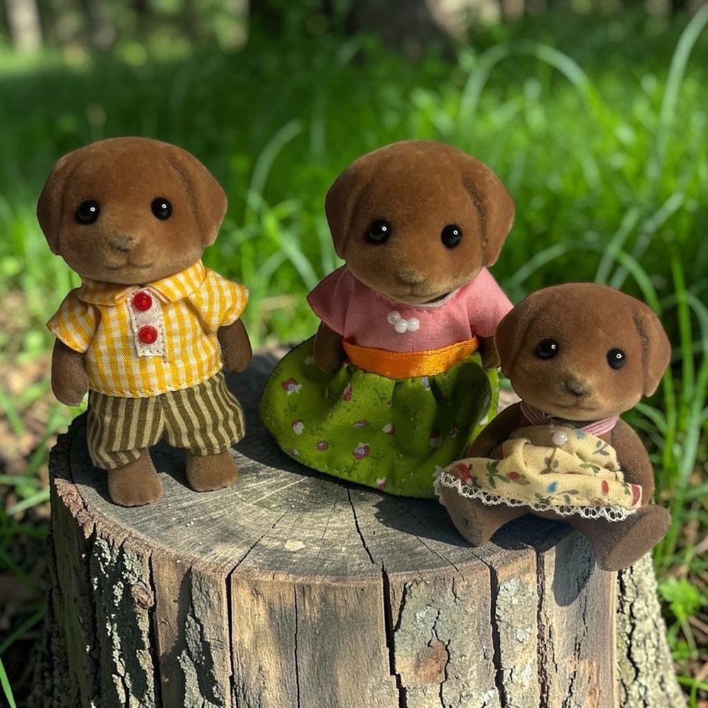 Calico Critters Sylvanian Families Chocolate Labrador Lab Dog Family Of 3